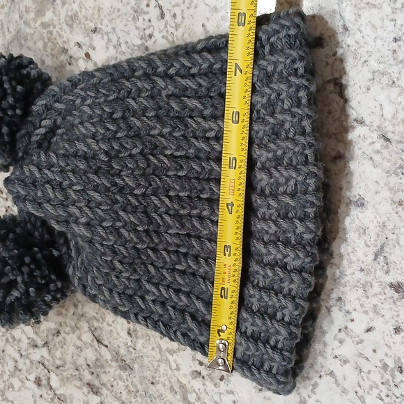 Handmade Crochet Infant/ Toddler Hat & Scarf Set - Picture 4 of 5